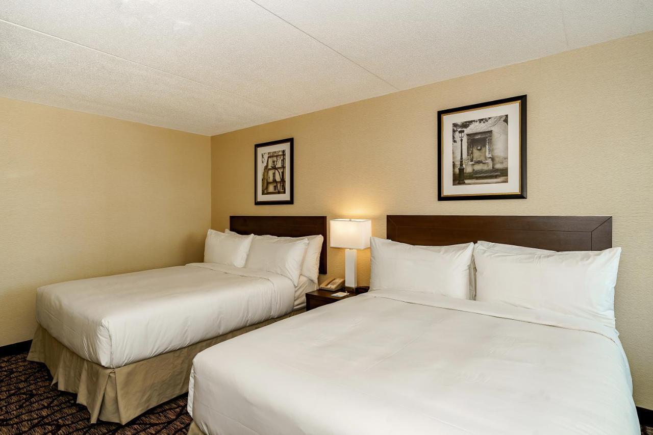 Days Inn By Wyndham Niagara Falls Lundys Lane Exterior photo