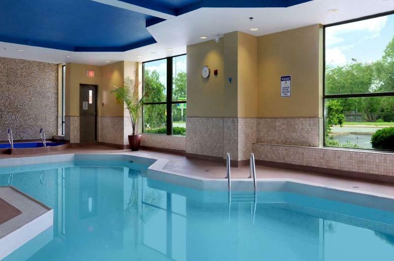 Days Inn By Wyndham Niagara Falls Lundys Lane Exterior photo